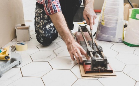 Pourquoi faire appel à un carreleur professionnel pour vos travaux ?