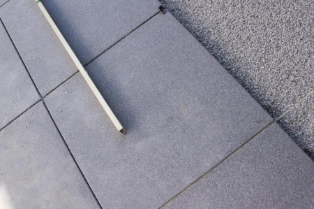 Carrelage de balcon : guide pour une installation r&eacute;ussie et durable